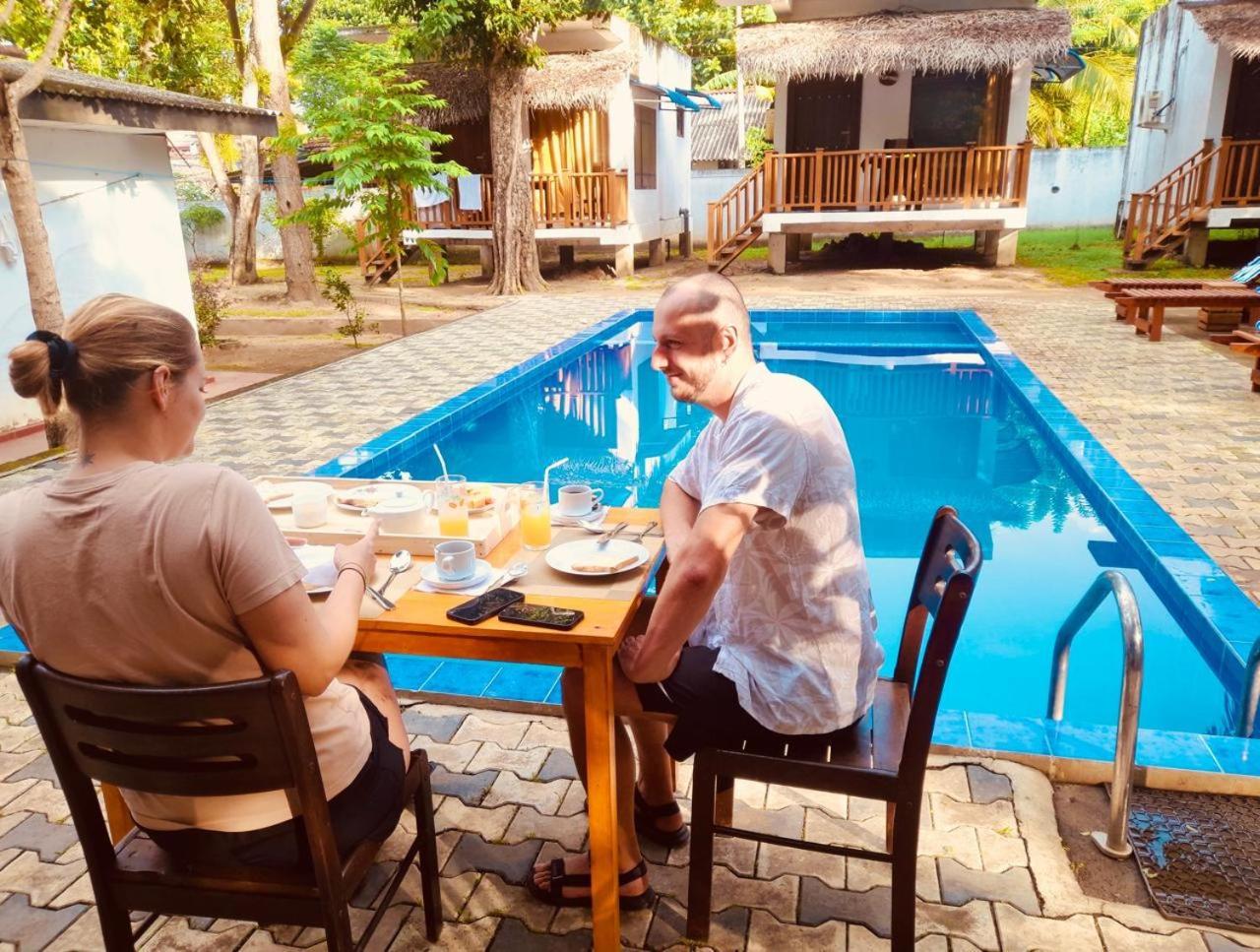 Edward'S Bungalow Тангалла Экстерьер фото